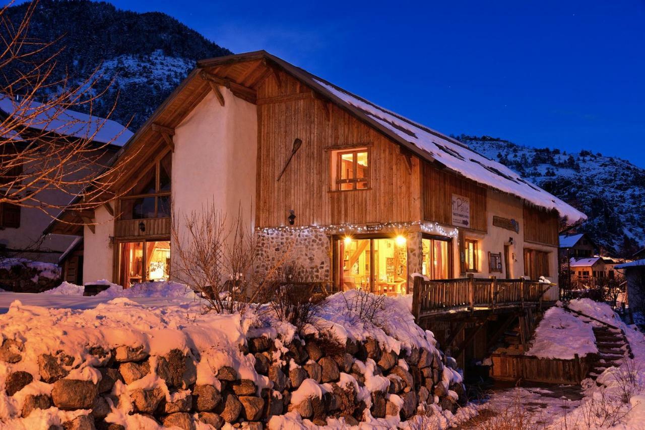 Chambres D'Hote Le Brin De Paille Saint-Martin-de-Queyrières 外观 照片